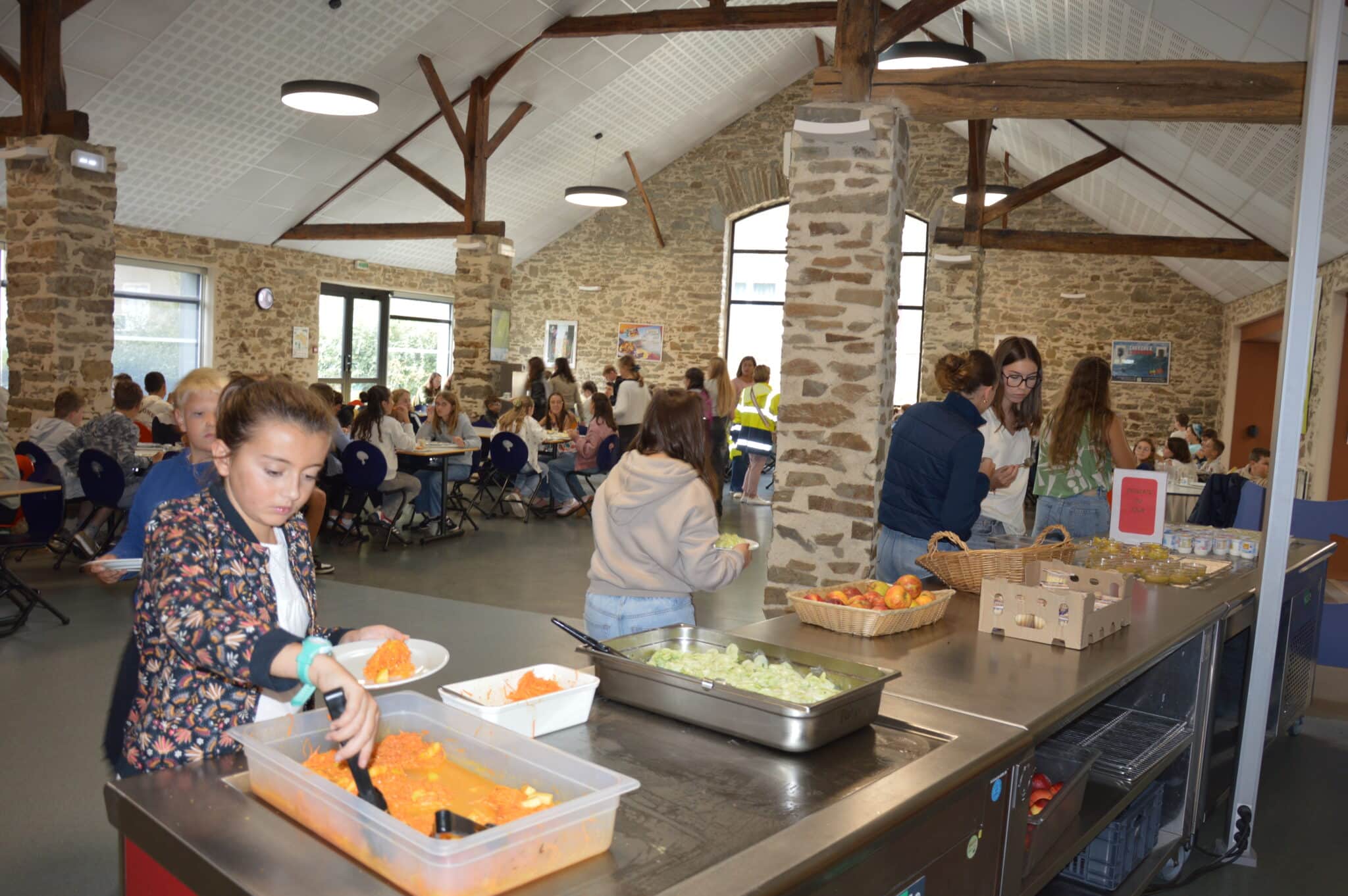 Restaurant scolaire (1)